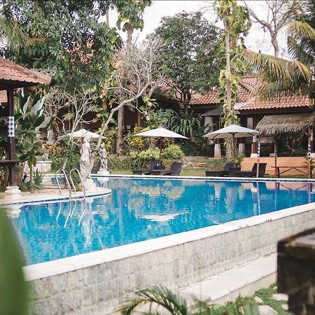 Ubud Hotel & Cottages Malang Zewnętrze zdjęcie
