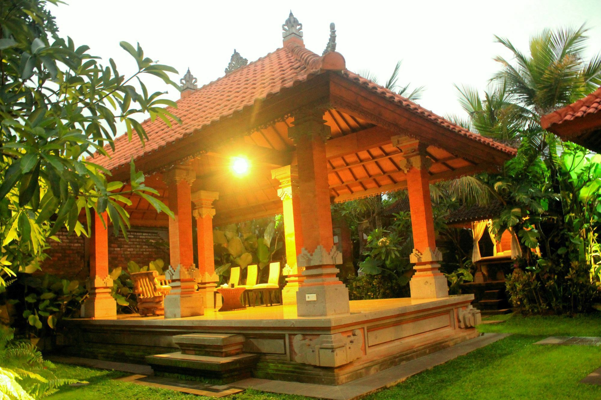 Ubud Hotel & Cottages Malang Zewnętrze zdjęcie